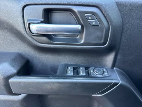 Used 2023 GMC Sierra 1500 Pro w/ Pro Value Package AWD/4WD image 10