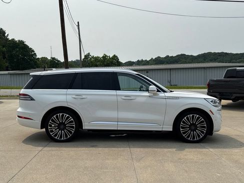 Used 2022 Lincoln Aviator Reserve w/ Equipment Group 201A AWD/4WD image 21