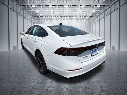 Used 2025 Honda Accord SE image 3