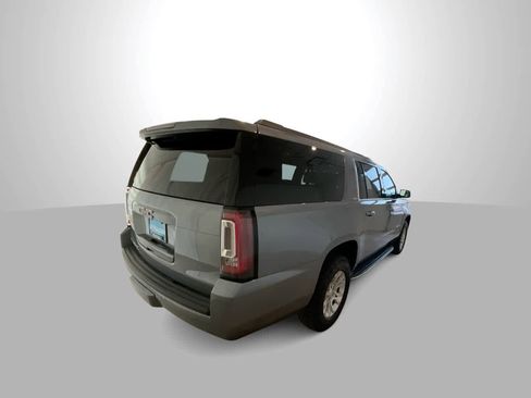 Used 2018 GMC Yukon XL SLT w/ Open Road Package image 8