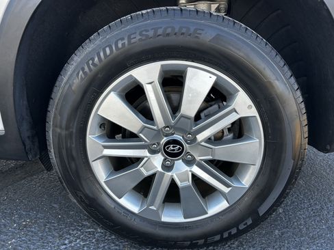 Used 2025 Hyundai Palisade SEL AWD/4WD image 25