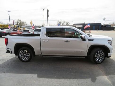 Used 2024 GMC Sierra 1500 Denali w/ Denali Reserve Package image 4