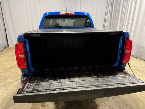 Used 2018 Chevrolet Colorado W/T w/ WT Convenience Package AWD/4WD image 3