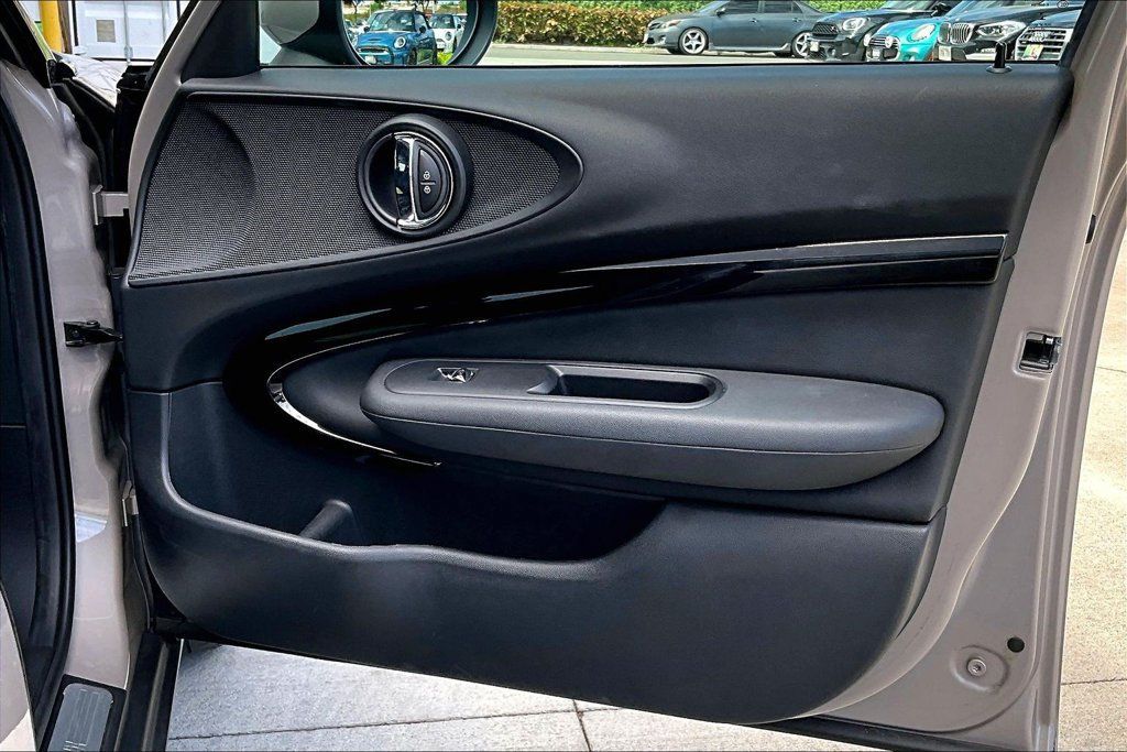 Certified 2022 MINI Cooper Clubman S FWD image 26