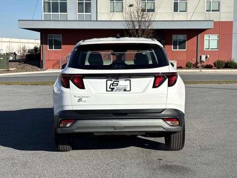 Used 2025 Hyundai Tucson SE image 25