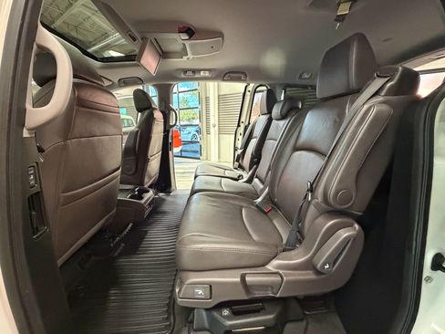 Used 2019 Honda Odyssey Elite image 62