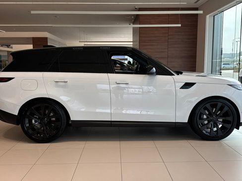 New 2026 Land Rover Range Rover Sport SE AWD/4WD image 6