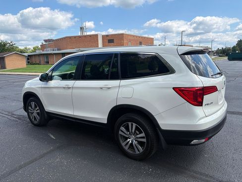 Used 2016 Honda Pilot EX image 2