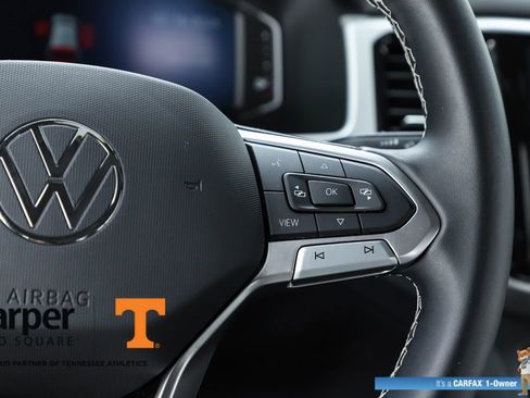 Used 2023 Volkswagen Atlas Cross Sport SE w/ Black Wheel Package FWD image 60