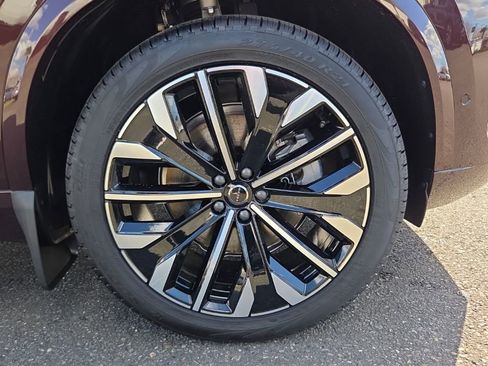 New 2026 Volvo XC90 B6 Ultra w/ Lounge Package AWD/4WD image 10