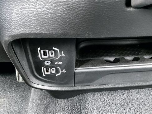 Used 2026 RAM 2500 Big Horn AWD/4WD image 12