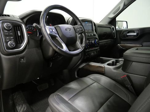 Used 2021 Chevrolet Silverado 1500 LT Trail Boss w/ Convenience Package II AWD/4WD image 10