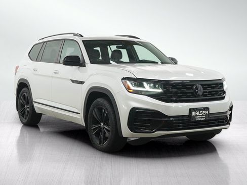 Used 2022 Volkswagen Atlas SEL R-Line AWD/4WD image 7