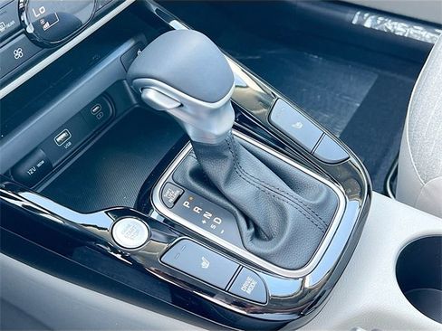New 2025 Kia Soul EX image 17