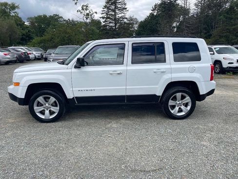 Used 2013 Jeep Patriot Latitude AWD/4WD image 8