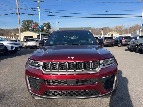 New 2026 Jeep Grand Cherokee Limited image 2