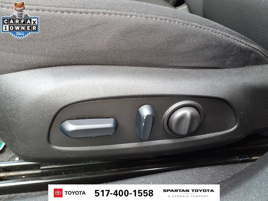 Used 2024 Chevrolet Malibu LT FWD image 17