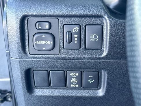 Used 2024 Toyota 4Runner SR5 Premium image 18