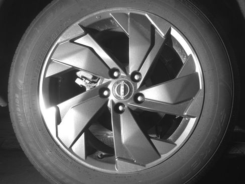 Used 2025 Nissan Rogue SV FWD image 15
