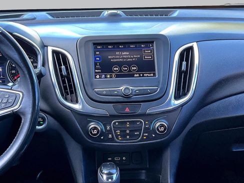 Used 2020 Chevrolet Equinox LT FWD image 7