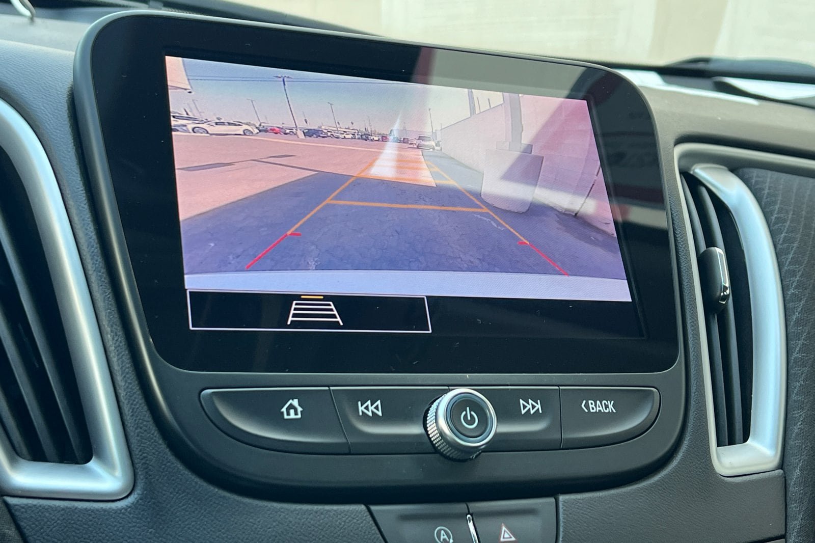 Used 2024 Chevrolet Malibu LS w/ Driver Confidence Package FWD image 18
