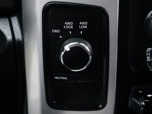 Used 2017 RAM 2500 Big Horn image 25