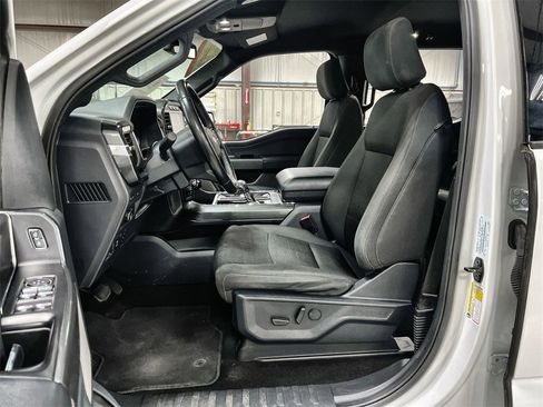 Used 2022 Ford F150 XLT w/ Equipment Group 302A High image 11