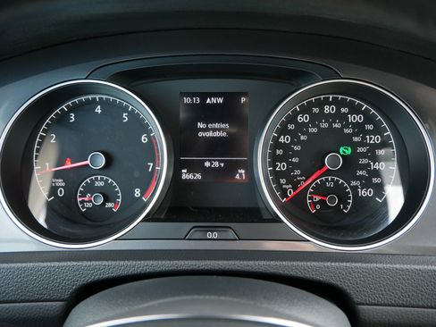 Used 2017 Volkswagen Golf Alltrack SE image 21