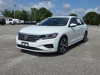 Used 2021 Volkswagen Passat 2.0T SE FWD video 1