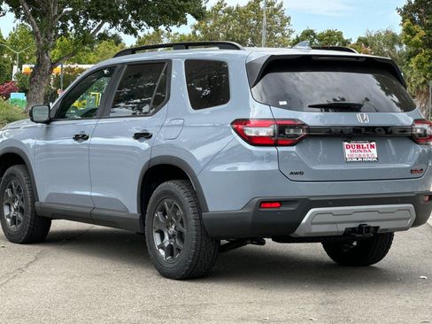 New 2025 Honda Pilot TrailSport image 6