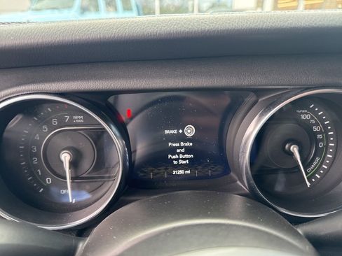 Used 2021 Jeep Wrangler Unlimited Rubicon 4xe w/ Safety Group image 14