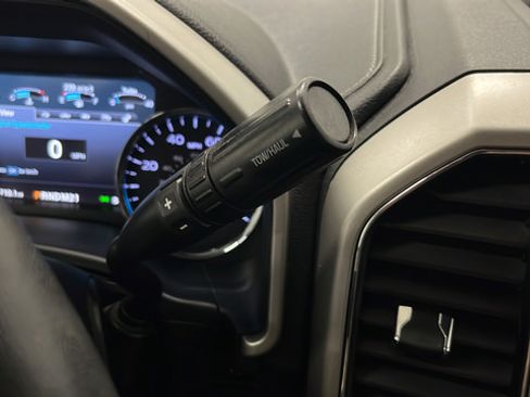 Used 2019 Ford F350 Lariat w/ Lariat Ultimate Package AWD/4WD image 18