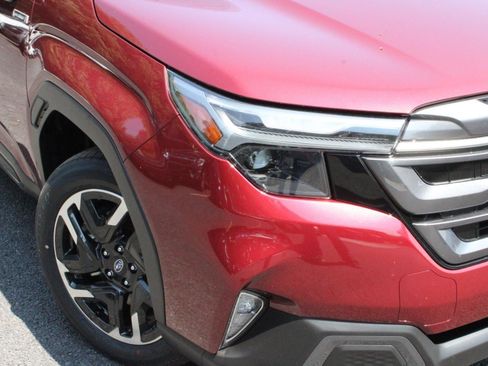 New 2025 Subaru Forester Limited image 3