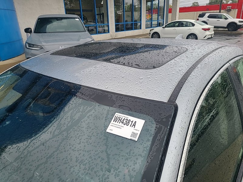 Used 2018 Honda Civic EX-T image 16