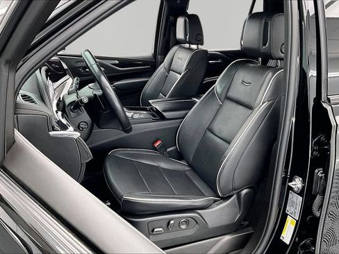 Used 2024 Cadillac Escalade Sport AWD/4WD image 25