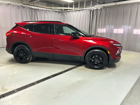 Used 2023 Chevrolet Blazer LT w/ Convenience Package AWD/4WD image 8