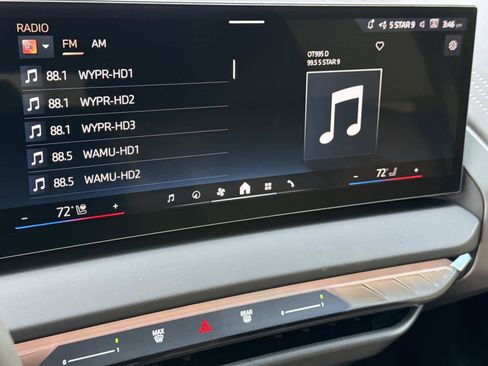 New 2026 BMW X3 xDrive30 w/ Premium Package image 3