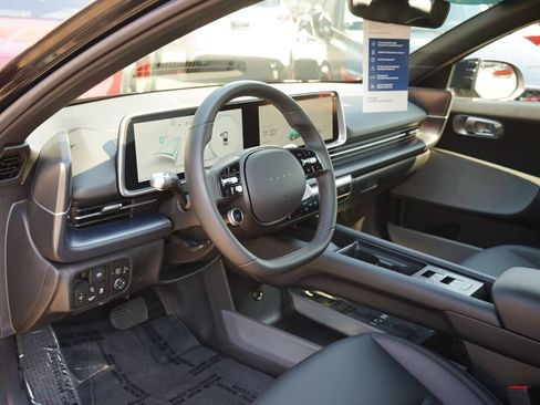 Certified 2025 Hyundai Ioniq 6 SEL AWD/4WD image 18