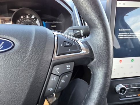 Used 2022 Ford Edge SEL w/ Convenience Package image 16