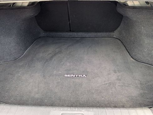 Used 2020 Nissan Sentra SV FWD image 27