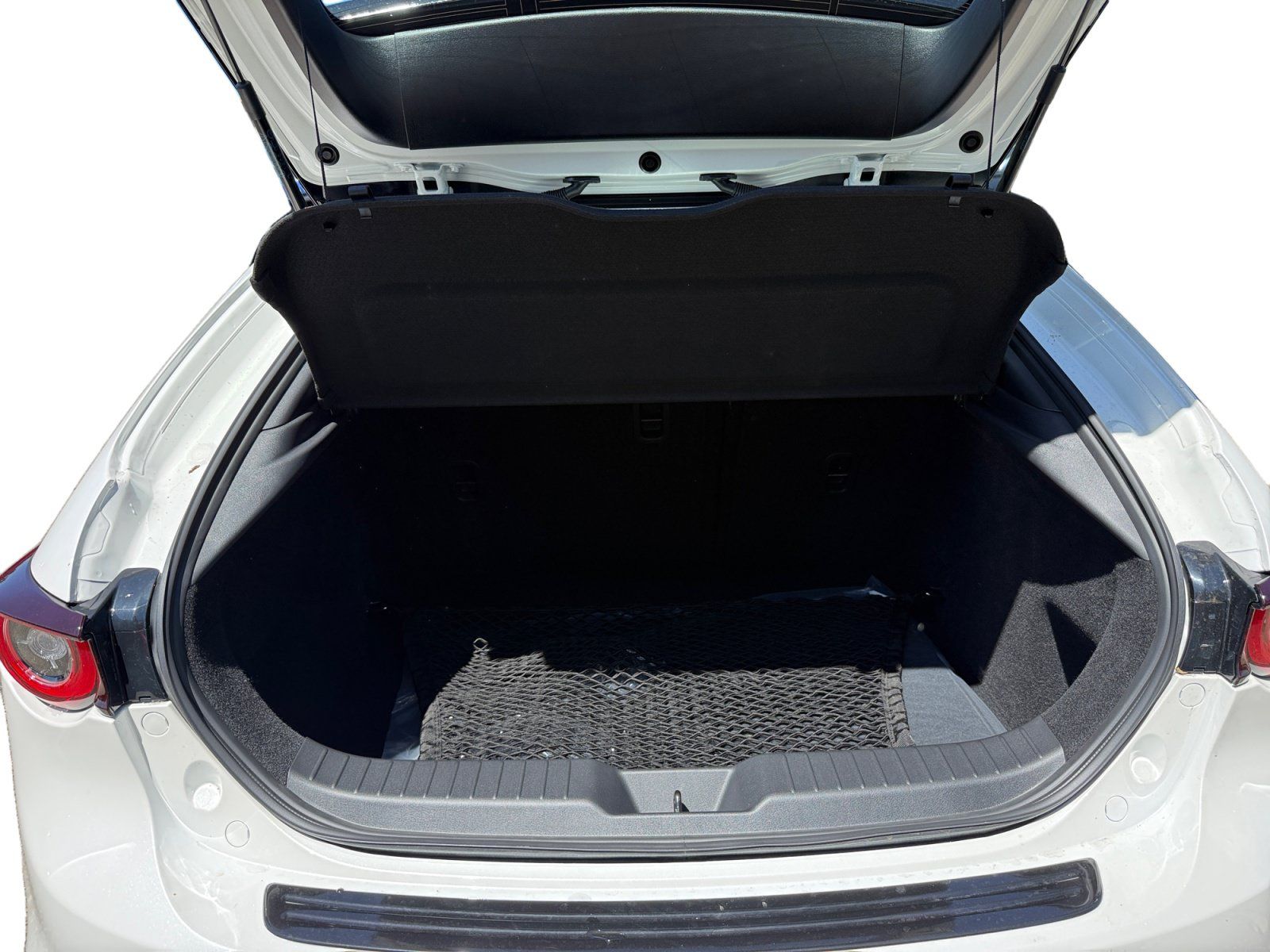 New 2026 MAZDA MAZDA3 2.5 S Hatchback w/ Premium Pkg FWD image 17