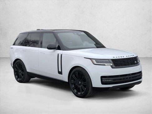 New 2025 Land Rover Range Rover SE image 7