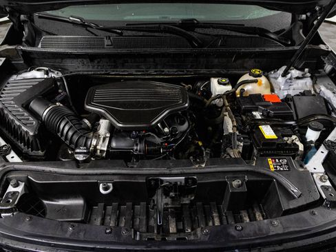 Used 2021 GMC Acadia SLE w/ Driver Convenience Package image 46