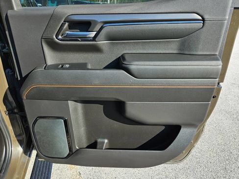 Used 2024 GMC Sierra 1500 AT4 w/ AT4 Preferred Package AWD/4WD image 30