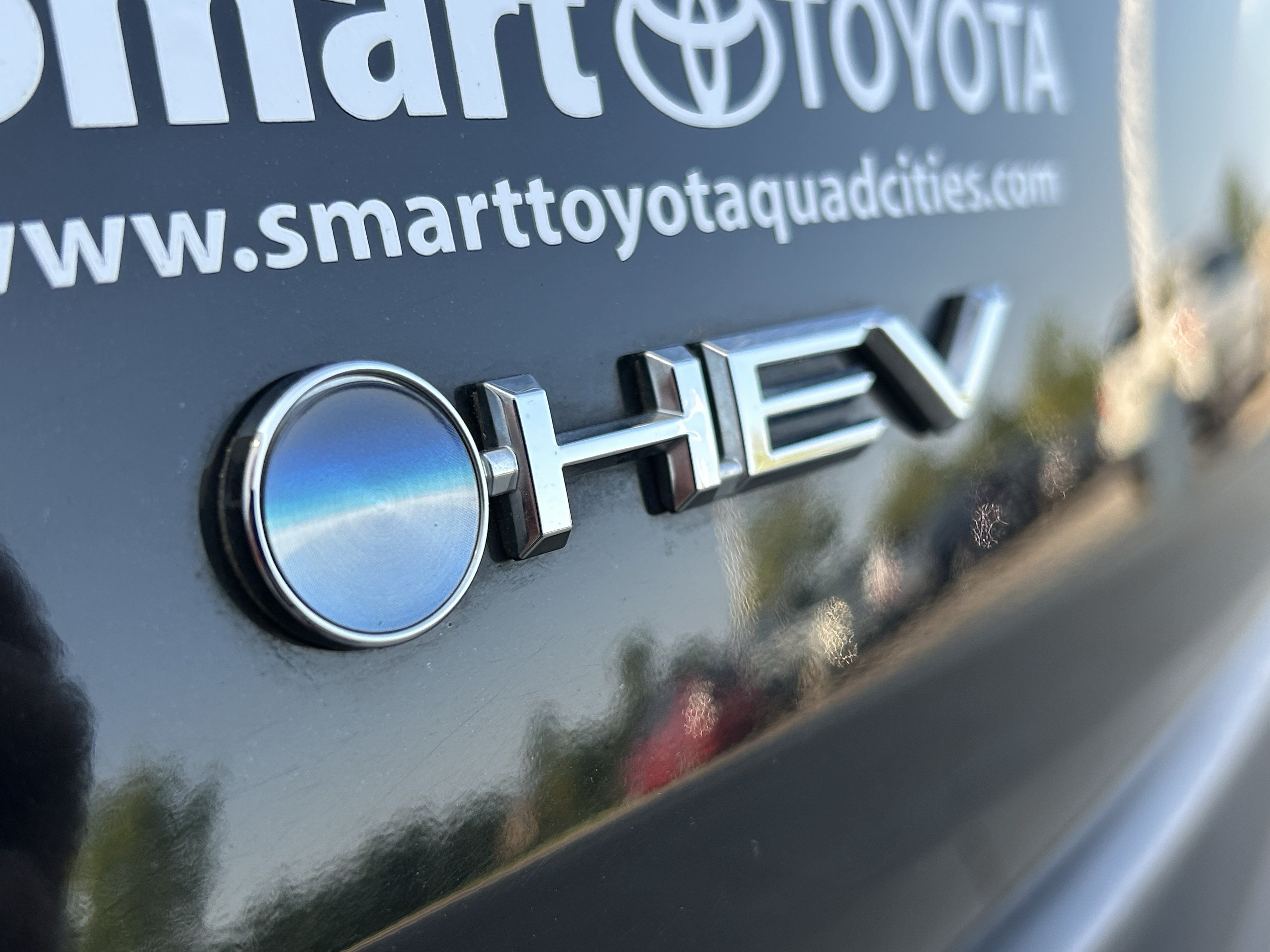 Certified 2025 Toyota Sienna XLE FWD image 10
