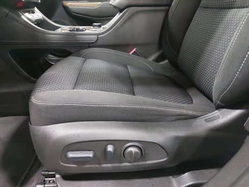 Used 2023 GMC Acadia SLE w/ Driver Convenience Package AWD/4WD image 31