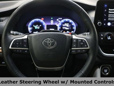 Used 2024 Toyota Grand Highlander Platinum image 38
