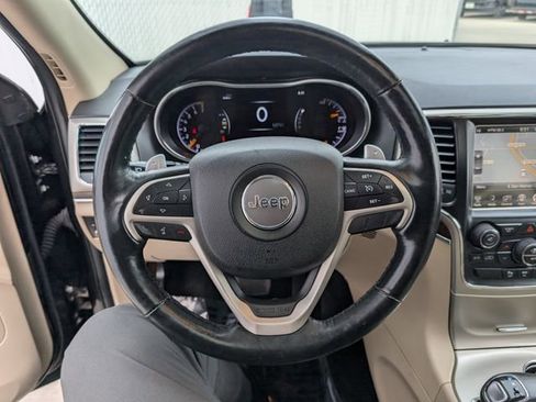 Used 2015 Jeep Grand Cherokee Limited w/ Trailer Tow Group IV image 12