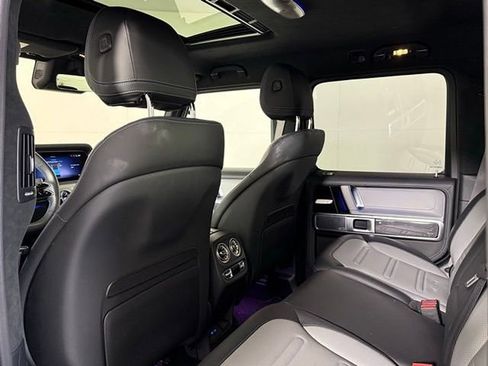 Used 2025 Mercedes-Benz G 580 w/ EQ Technology image 21