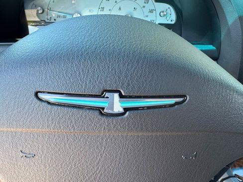 Used 2002 Ford Thunderbird RWD image 16